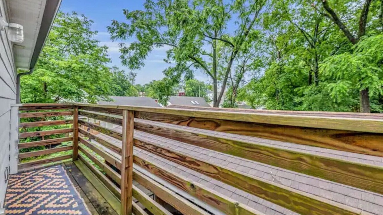 Photo of Patio Balcony in Cleveland Park