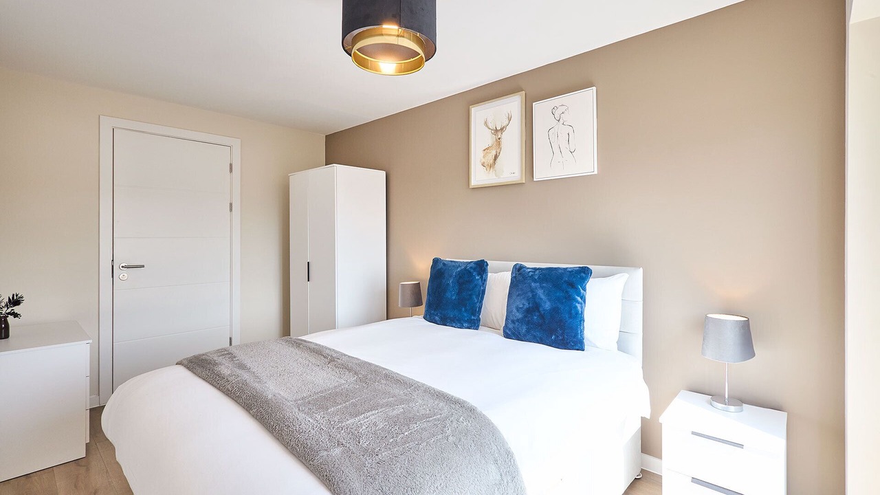 Photo of Bedroom in Everton