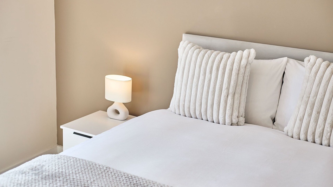 Photo of Bedroom in Everton