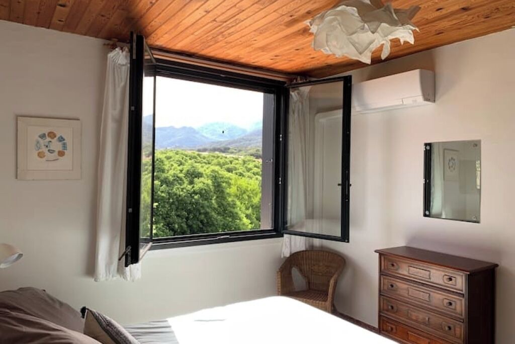 Photo of Bedroom in Laroque-des-Alberes