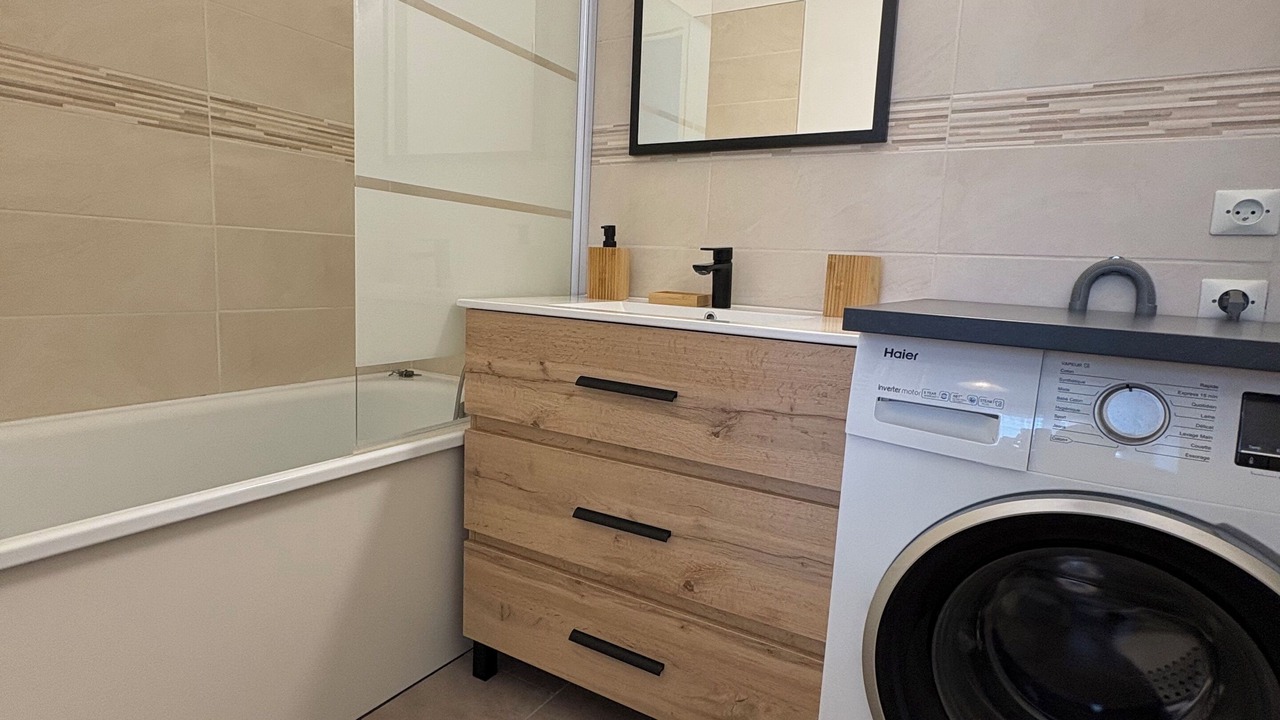 Photo of Bathroom in Digoin