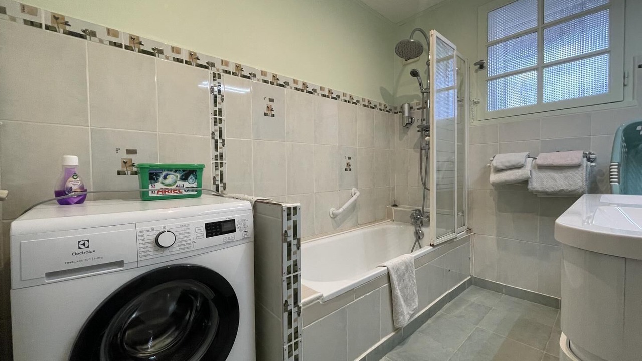 Photo of Bathroom in Sus