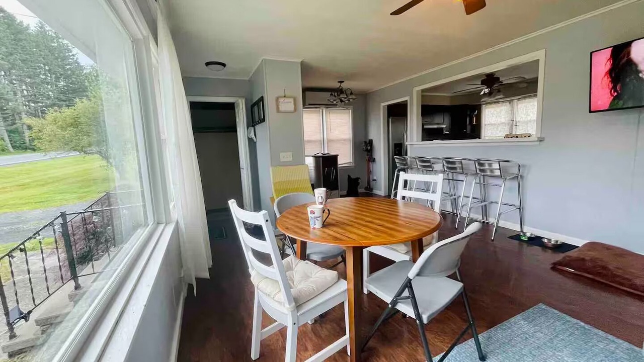 Photo of Livingroom in Durham