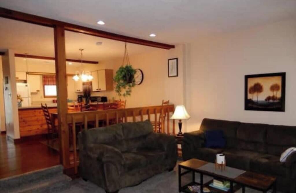 Photo of Livingroom in East Stroudsburg