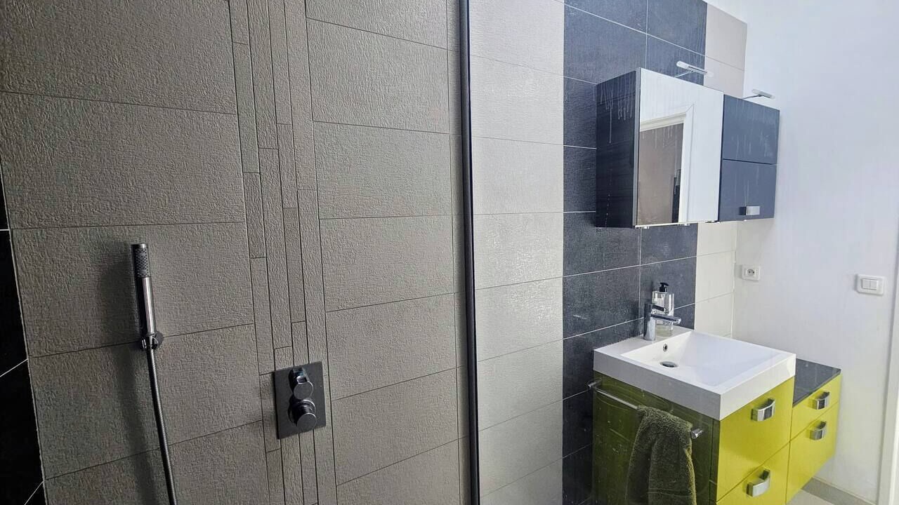 Photo of Bathroom in Bethune