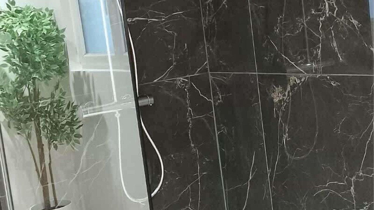 Photo of Others in Lens