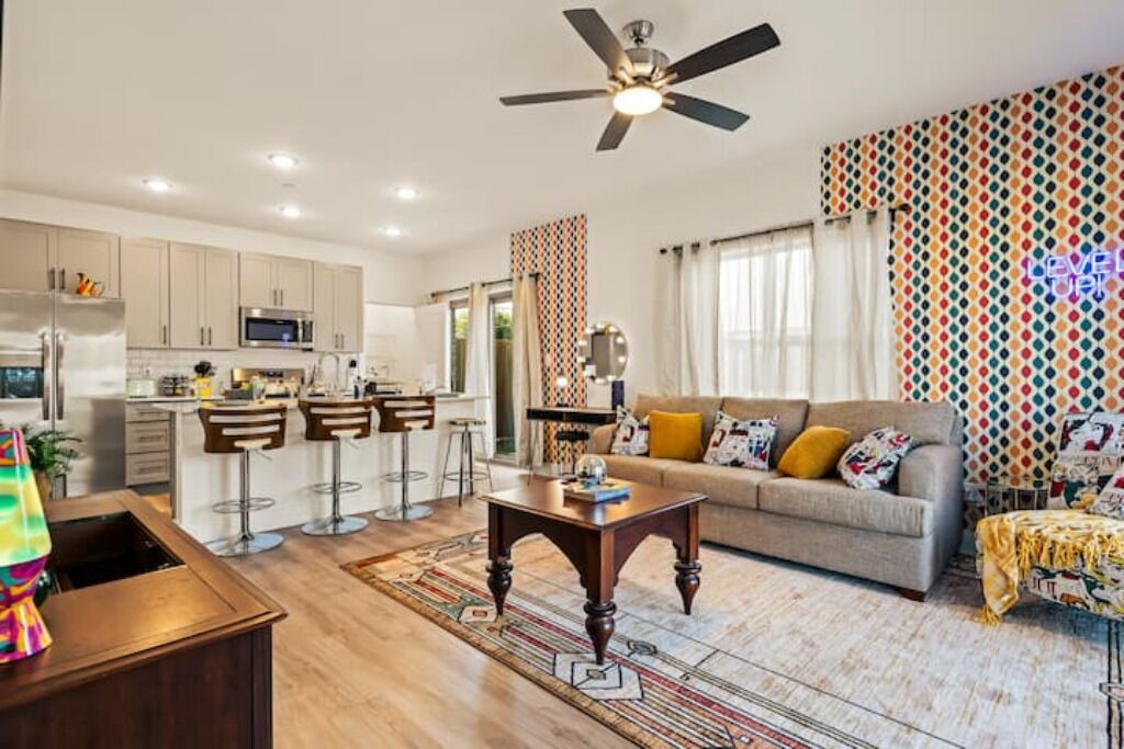 Photo of Livingroom in Old East Dallas