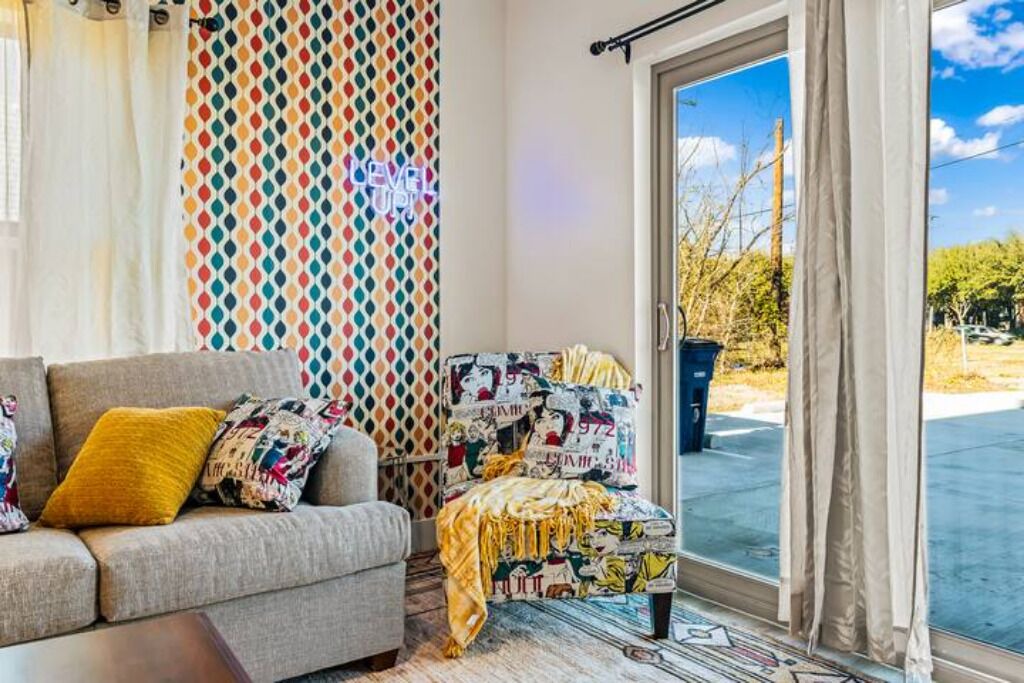 Photo of Livingroom in Old East Dallas