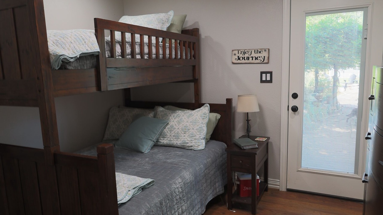 Photo of Bedroom in Willis