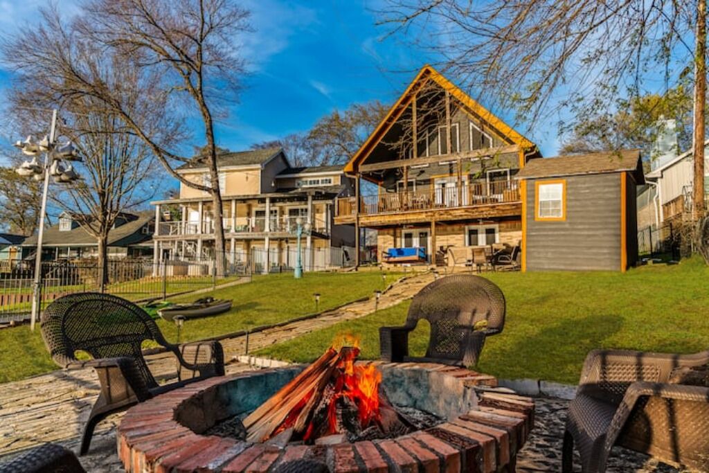 Photo of Outdoor in Gun Barrel City