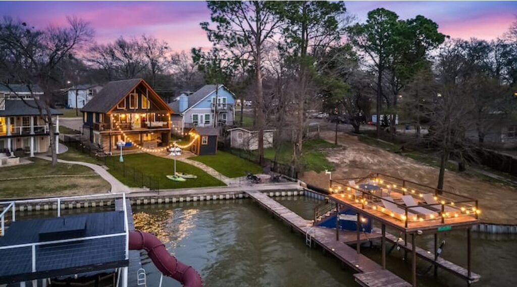 Photo of Outdoor in Gun Barrel City