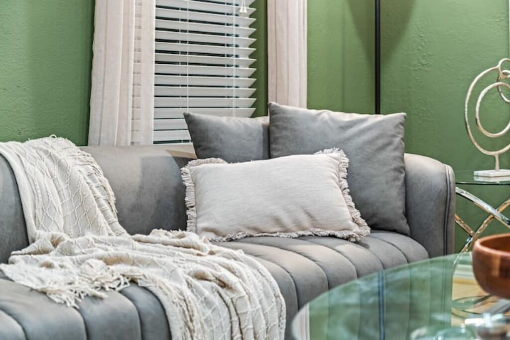 Photo of Livingroom in Gun Barrel City