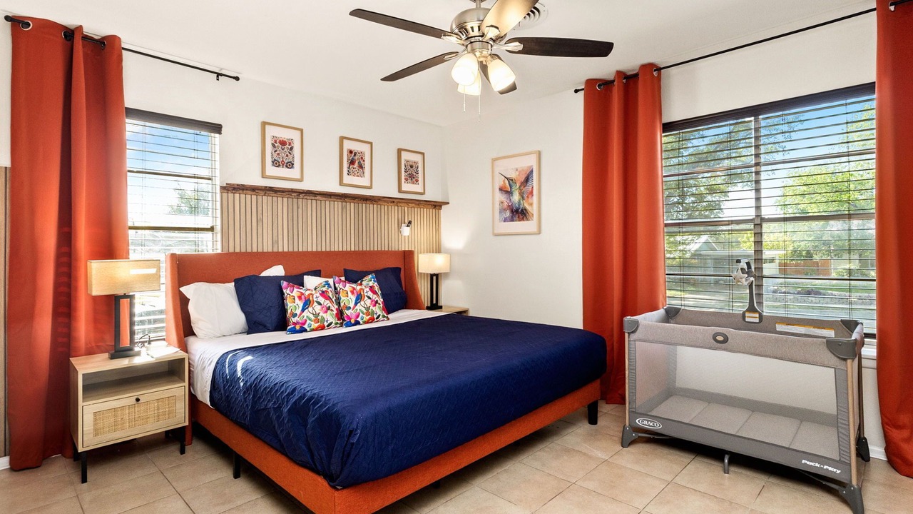 Photo of Bedroom in North San Antonio - SAT