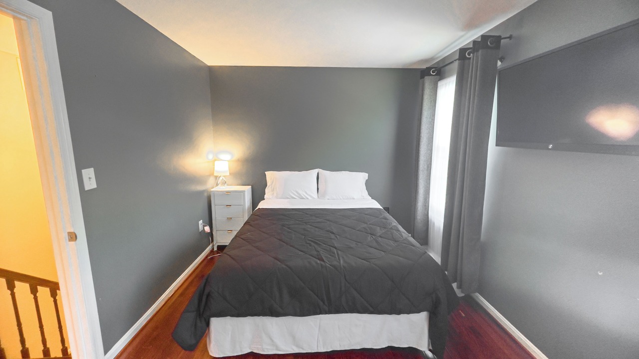 Photo of Bedroom in Woodbridge