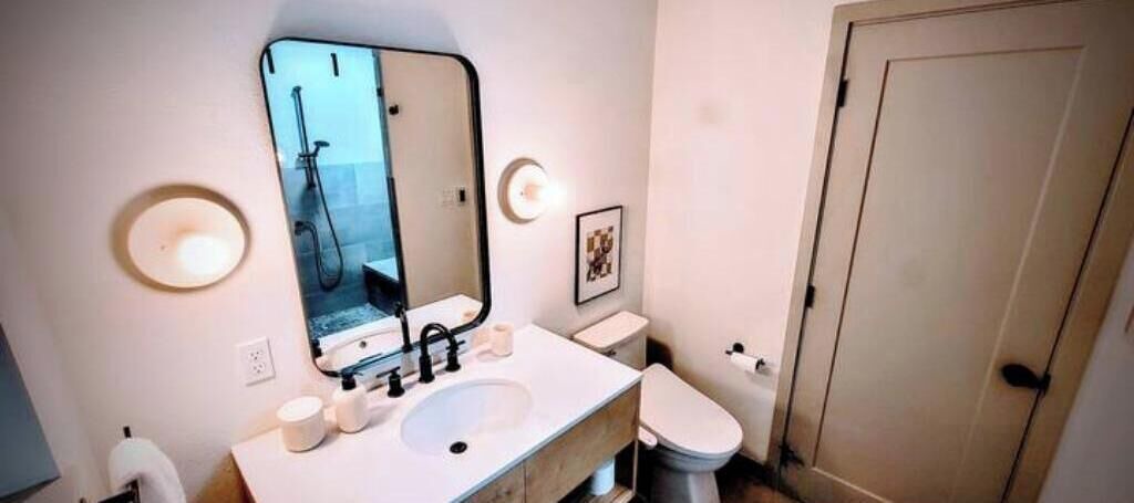 Photo of Bathroom in Long Beach