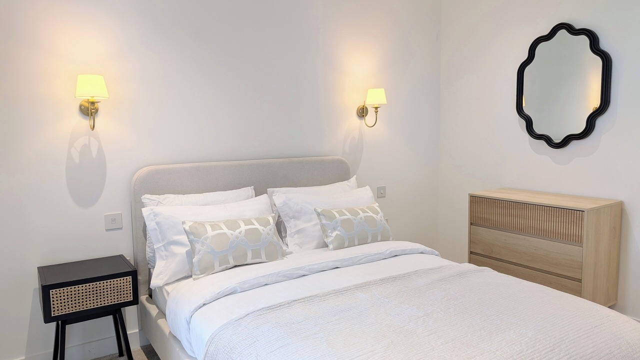 Photo of Bedroom in Bunhill