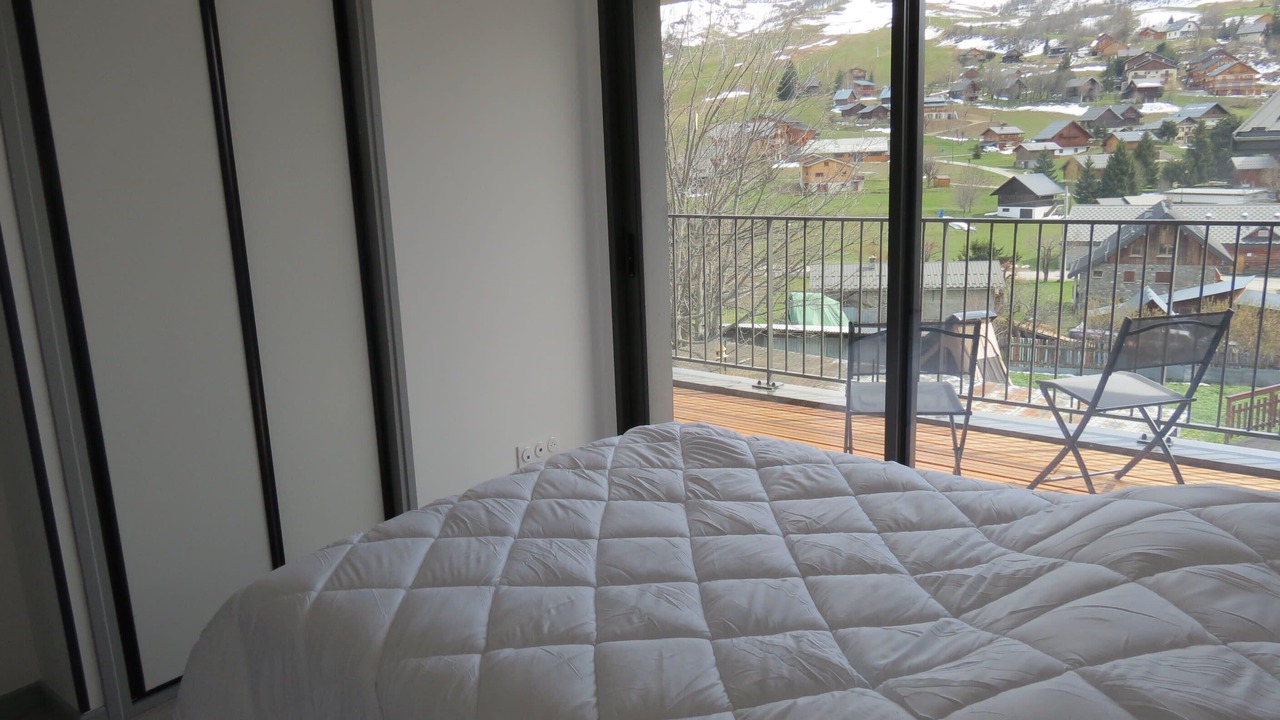 Photo of Bedroom in Albiez-le-Vieux