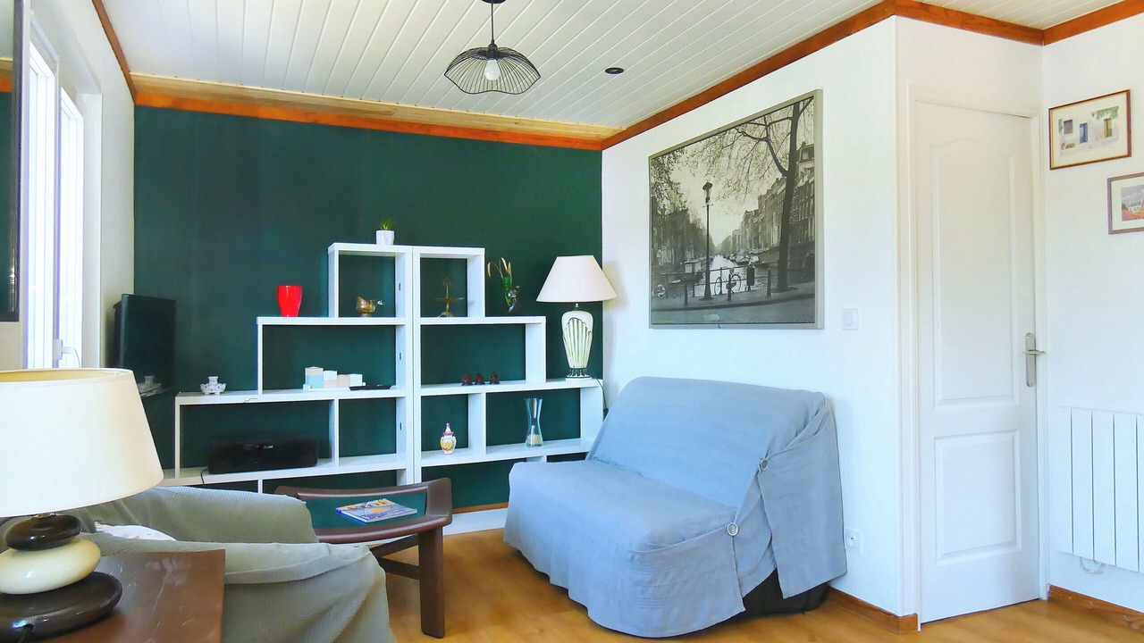 Photo of Livingroom in Bilieu