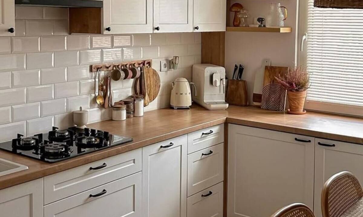 Photo of Kitchen in Ocean View and Fourth Street