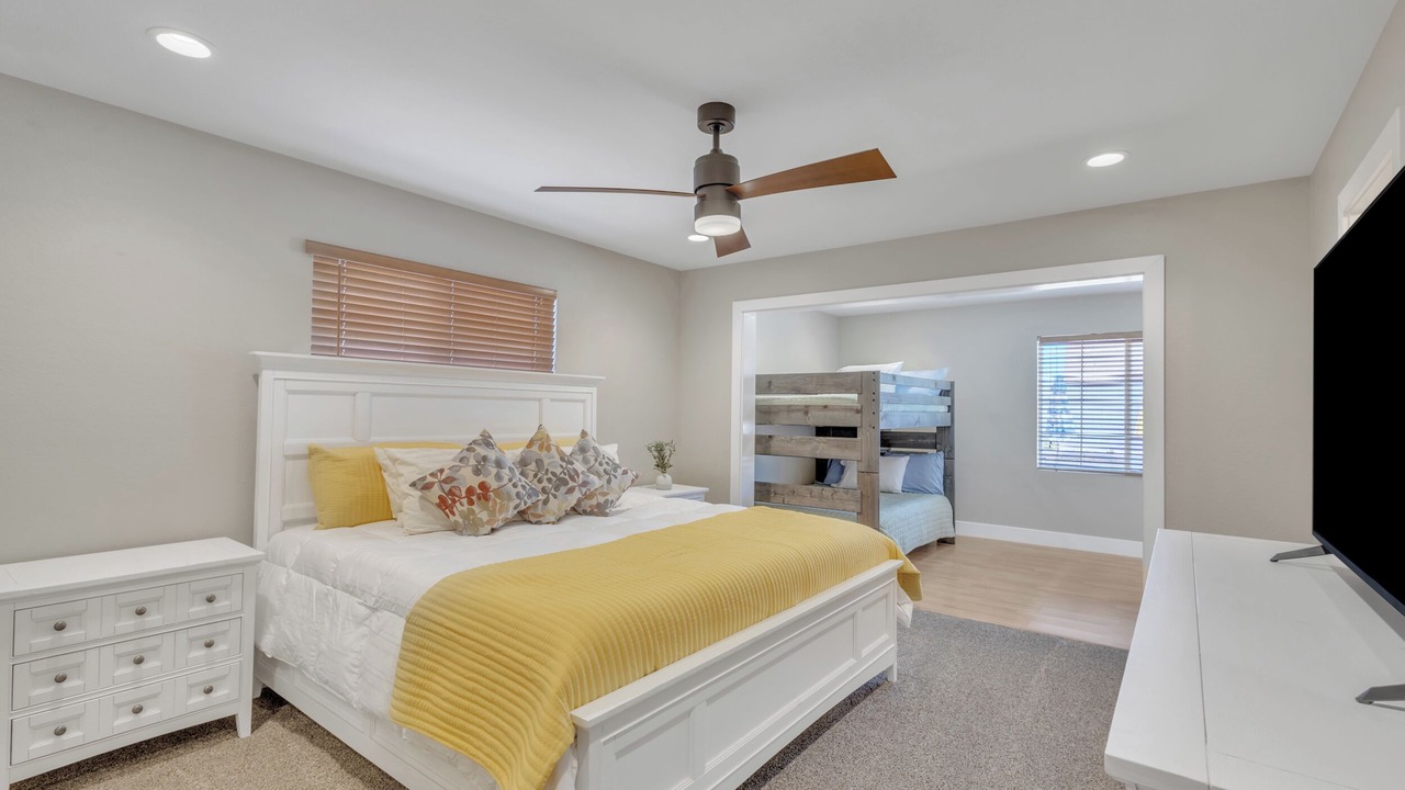 Photo of Bedroom in East Mesa