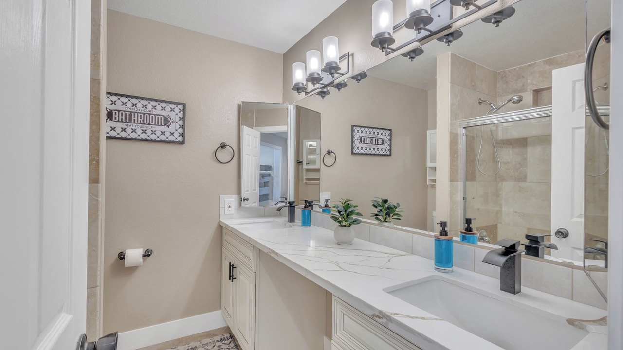 Photo of Bathroom in East Mesa