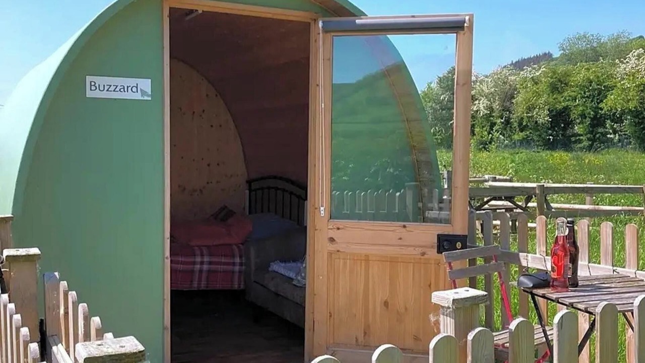 Photo of Others in Kingswood