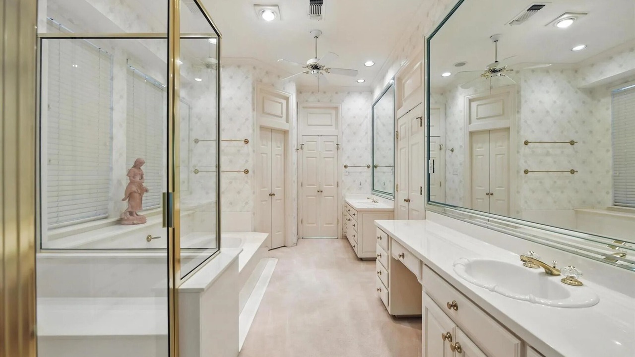 Photo of Bathroom in North Richland Hills