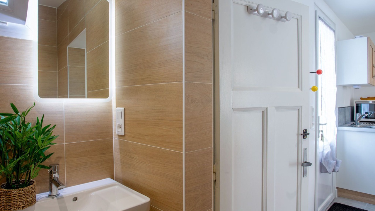 Photo of Bathroom in La Rogere