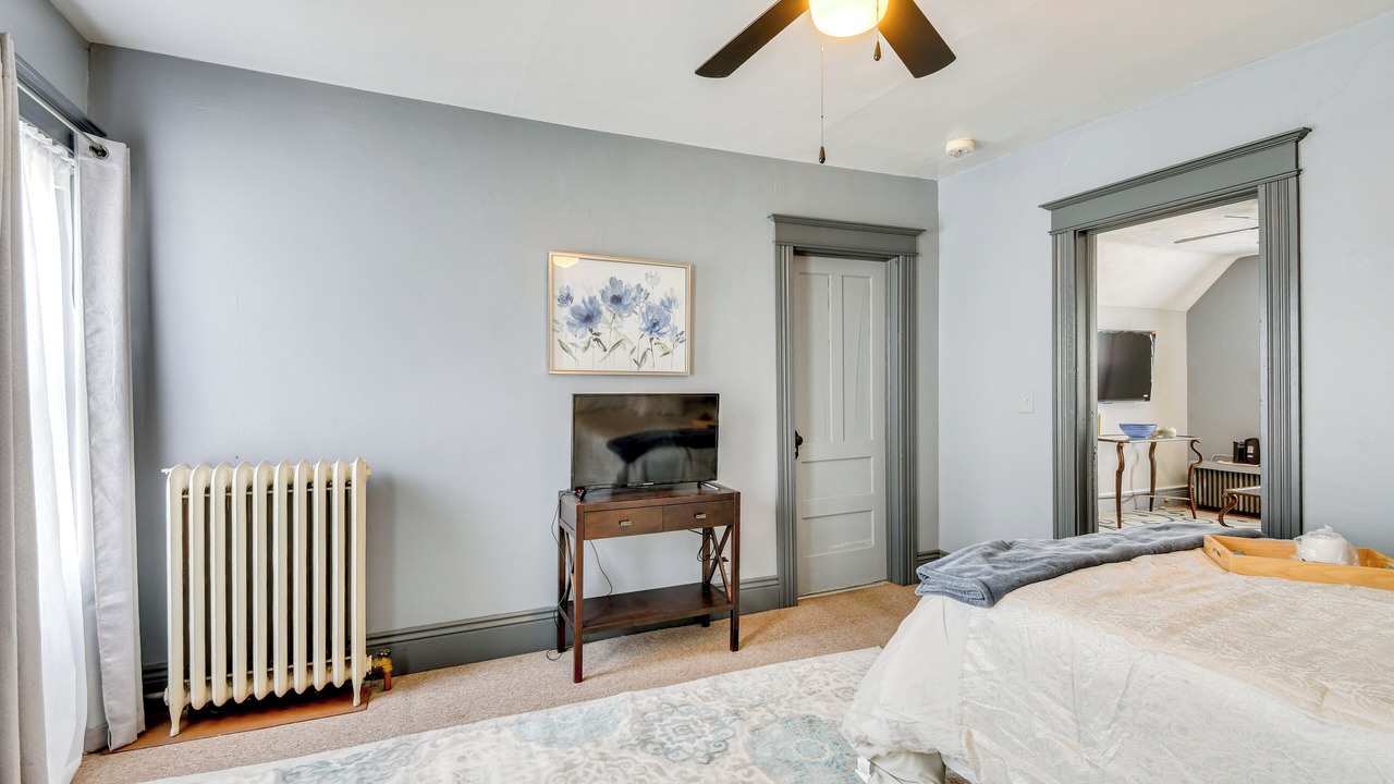 Photo of Bedroom in South Wedge