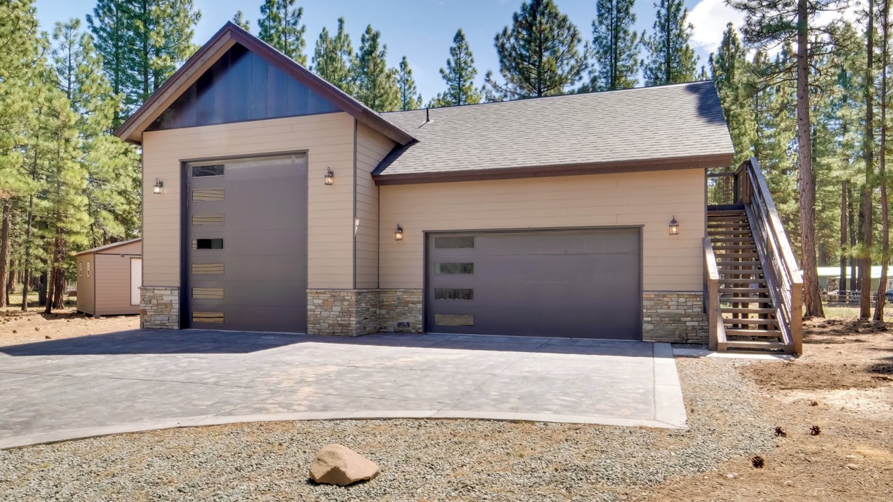 Photo of Outdoor in Iron Horse