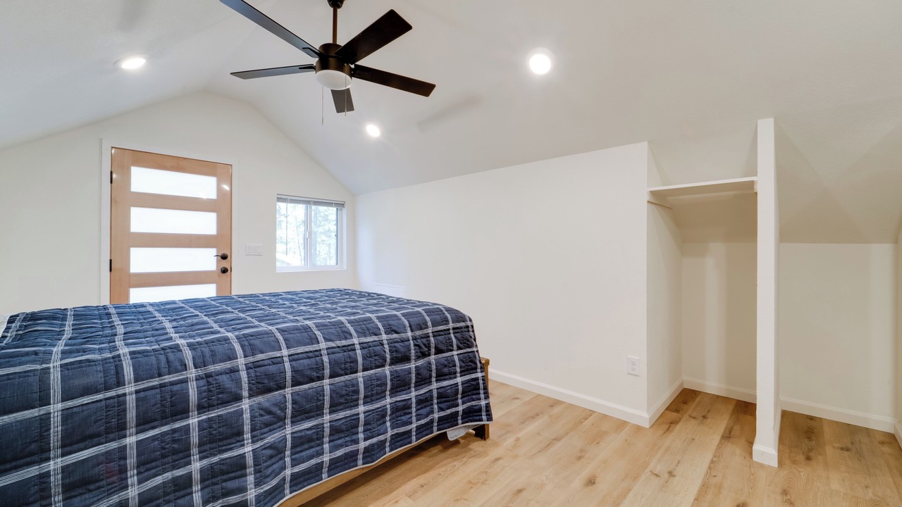 Photo of Bedroom in Iron Horse