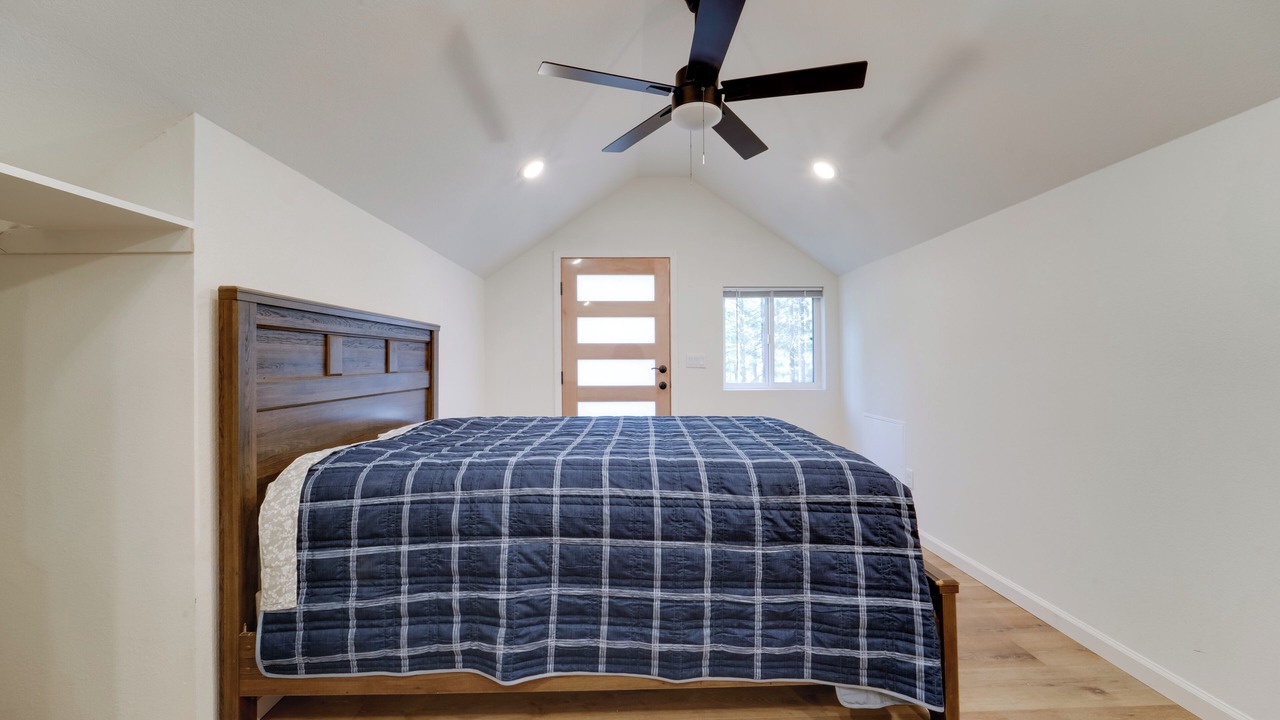 Photo of Bedroom in Iron Horse