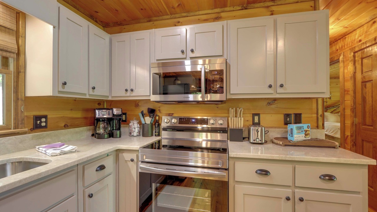 Photo of Kitchen in Mineral Bluff