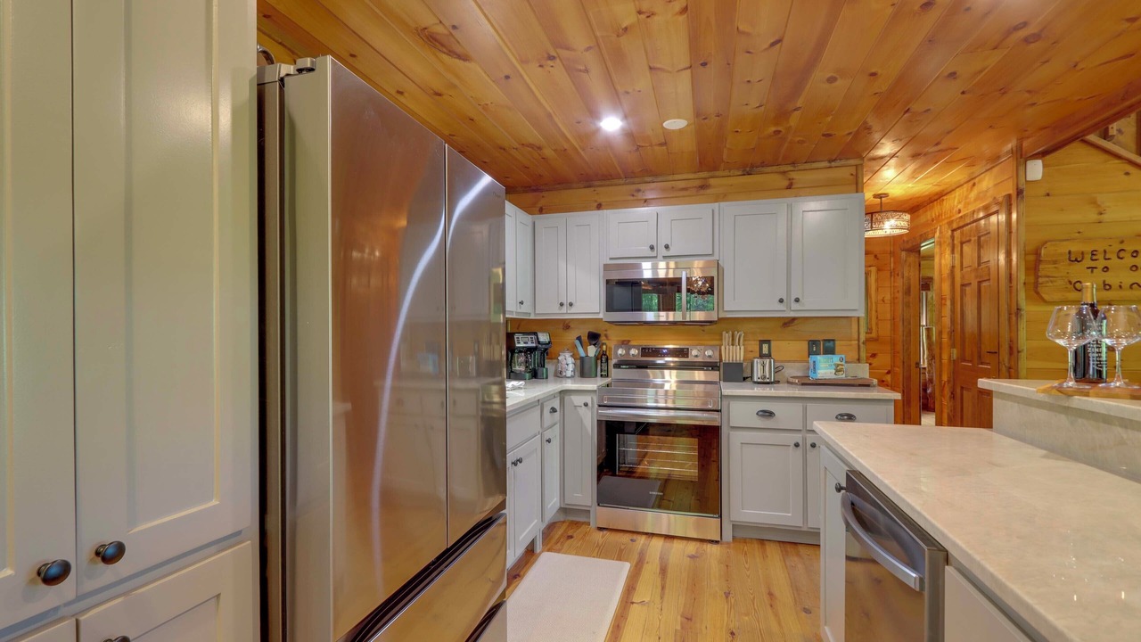 Photo of Kitchen in Mineral Bluff