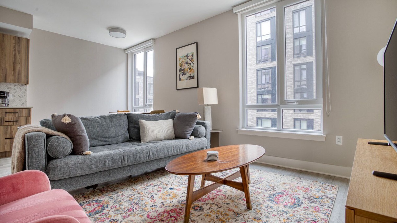 Photo of Livingroom in North Capitol Street