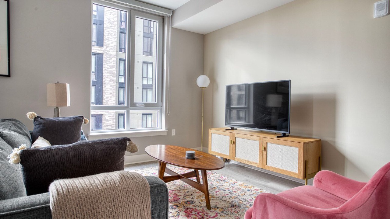 Photo of Livingroom in North Capitol Street