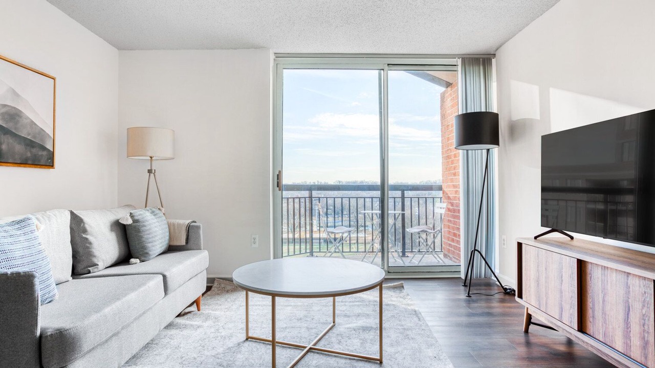 Photo of Livingroom in Pentagon City