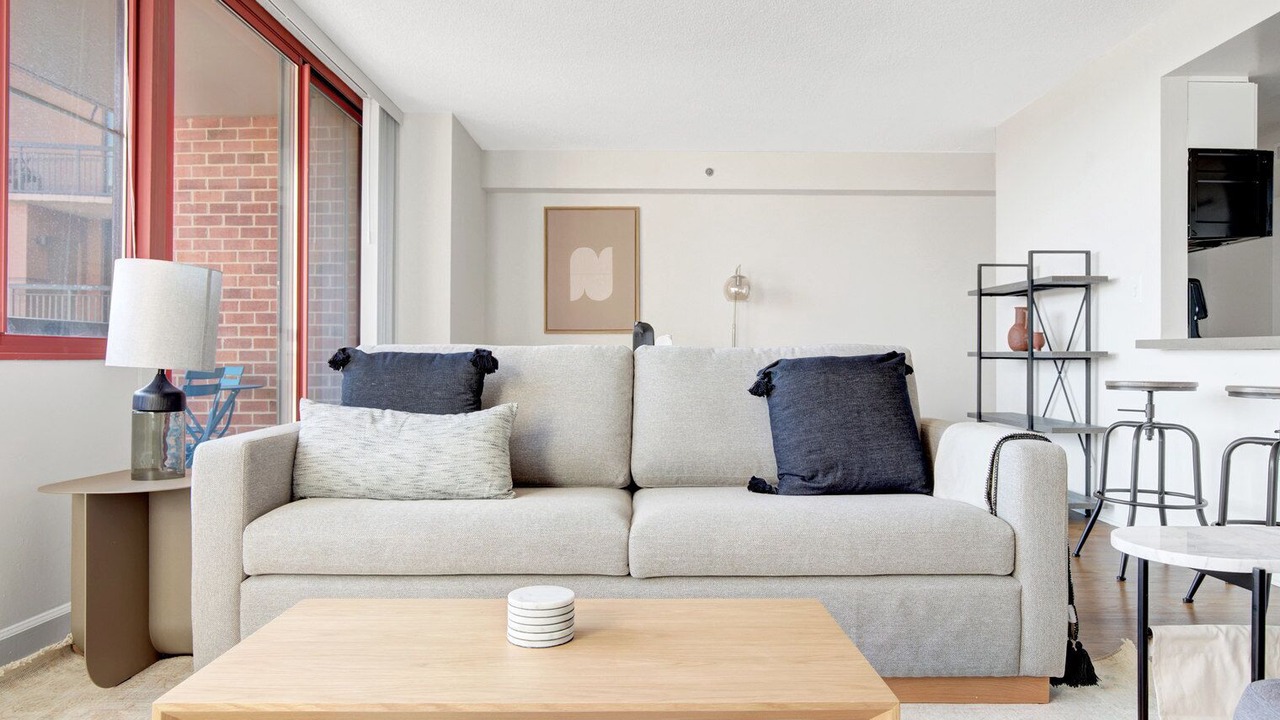 Photo of Livingroom in Pentagon City