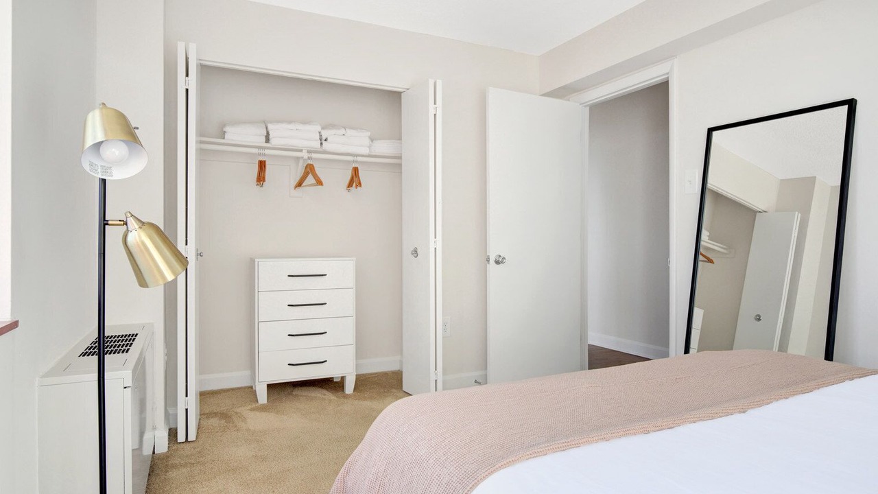 Photo of Bedroom in Pentagon City