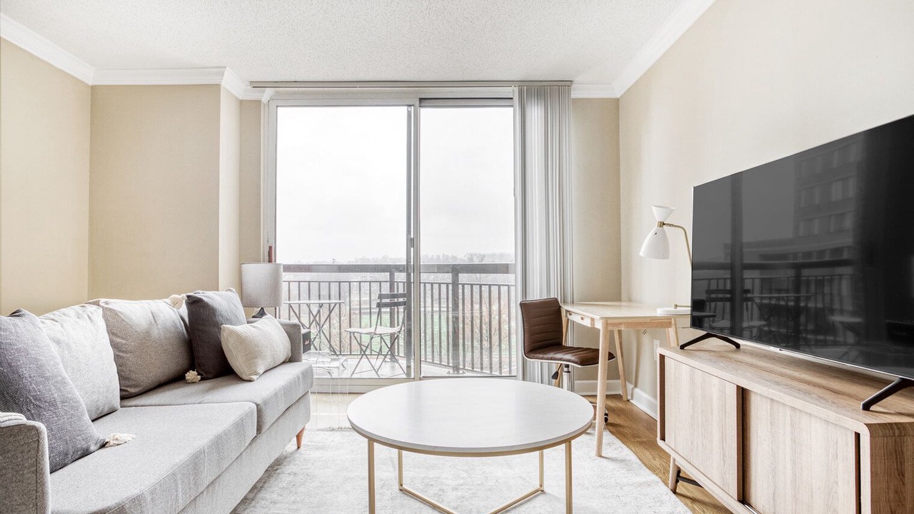 Photo of Livingroom in Pentagon City