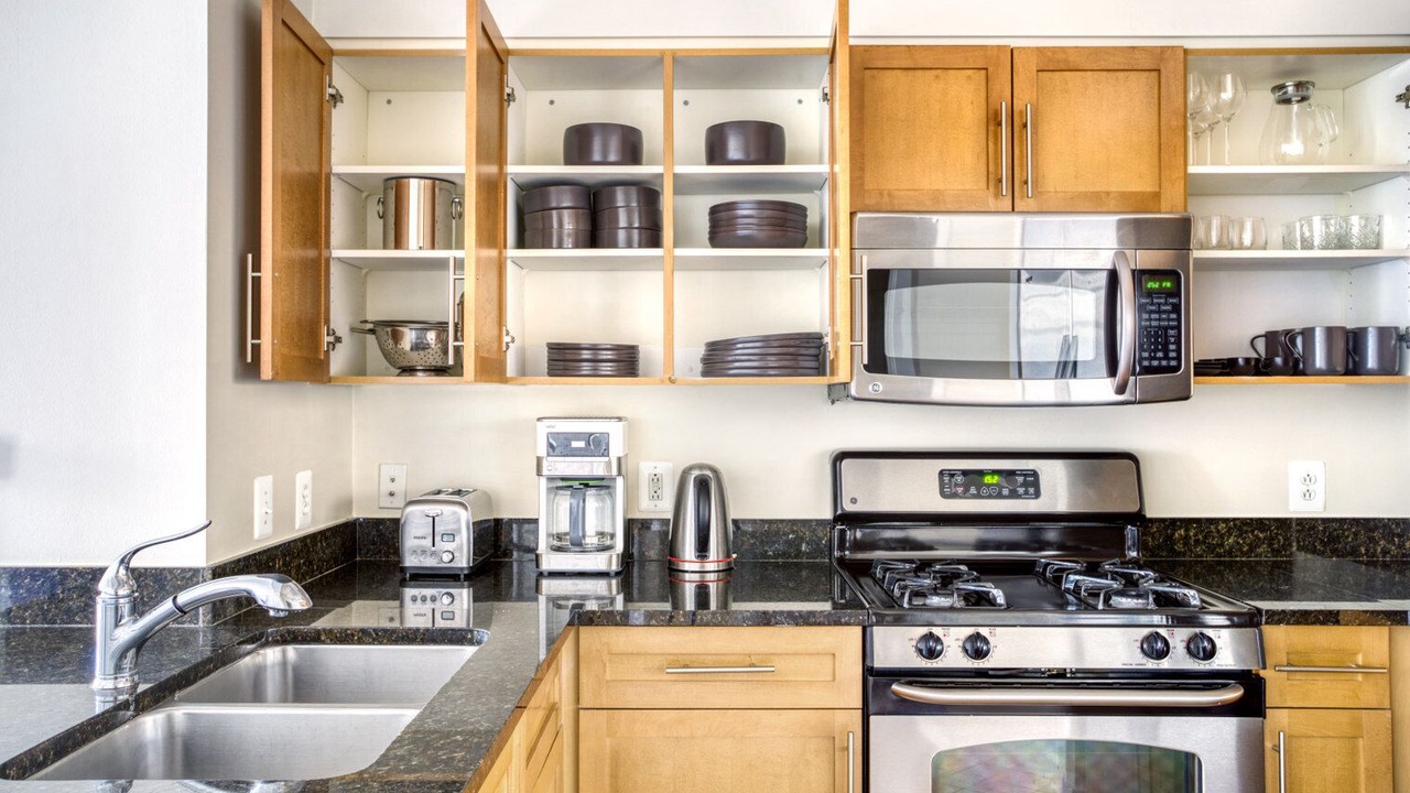 Photo of Kitchen in Aurora Highlands