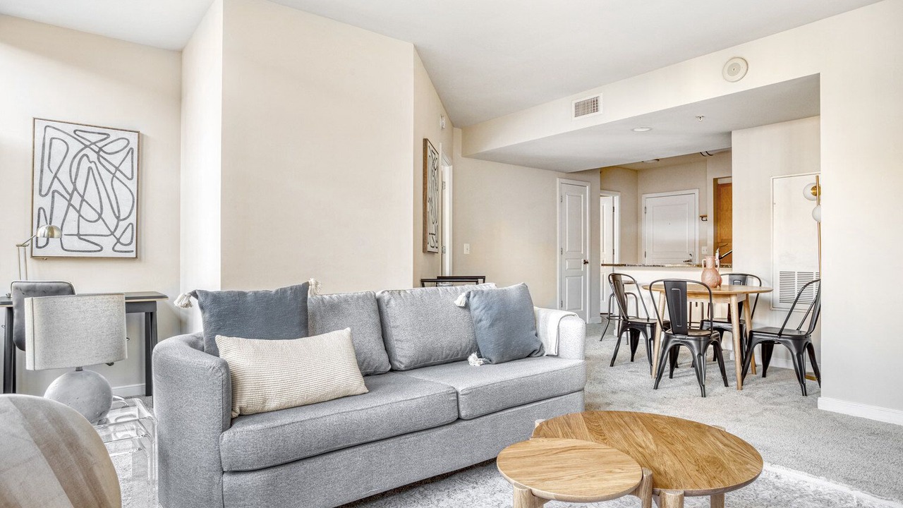 Photo of Livingroom in Aurora Highlands