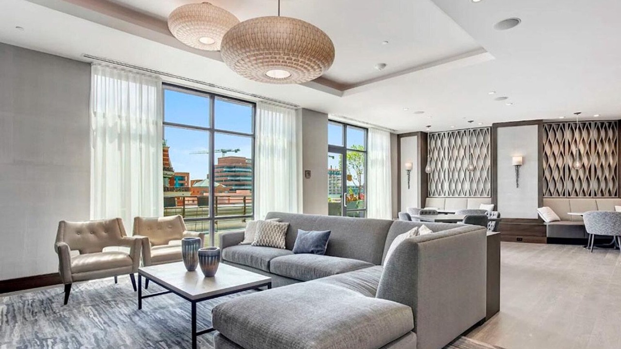 Photo of Livingroom in Bethesda