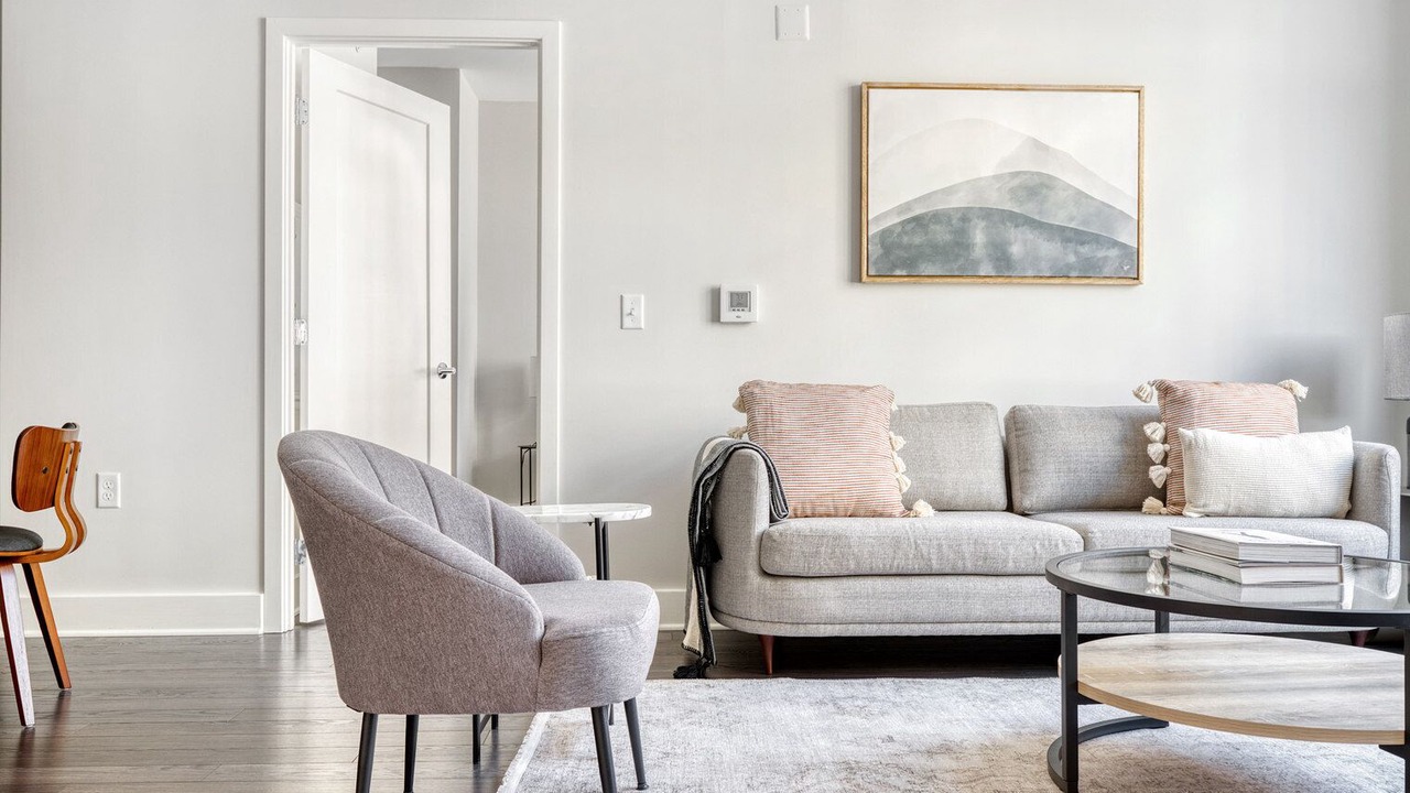 Photo of Livingroom in Bethesda