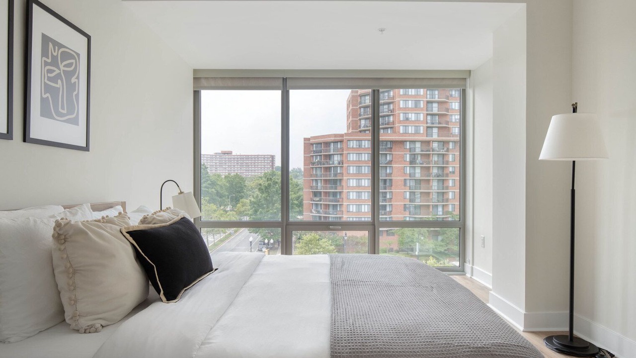 Photo of Bedroom in Pentagon City