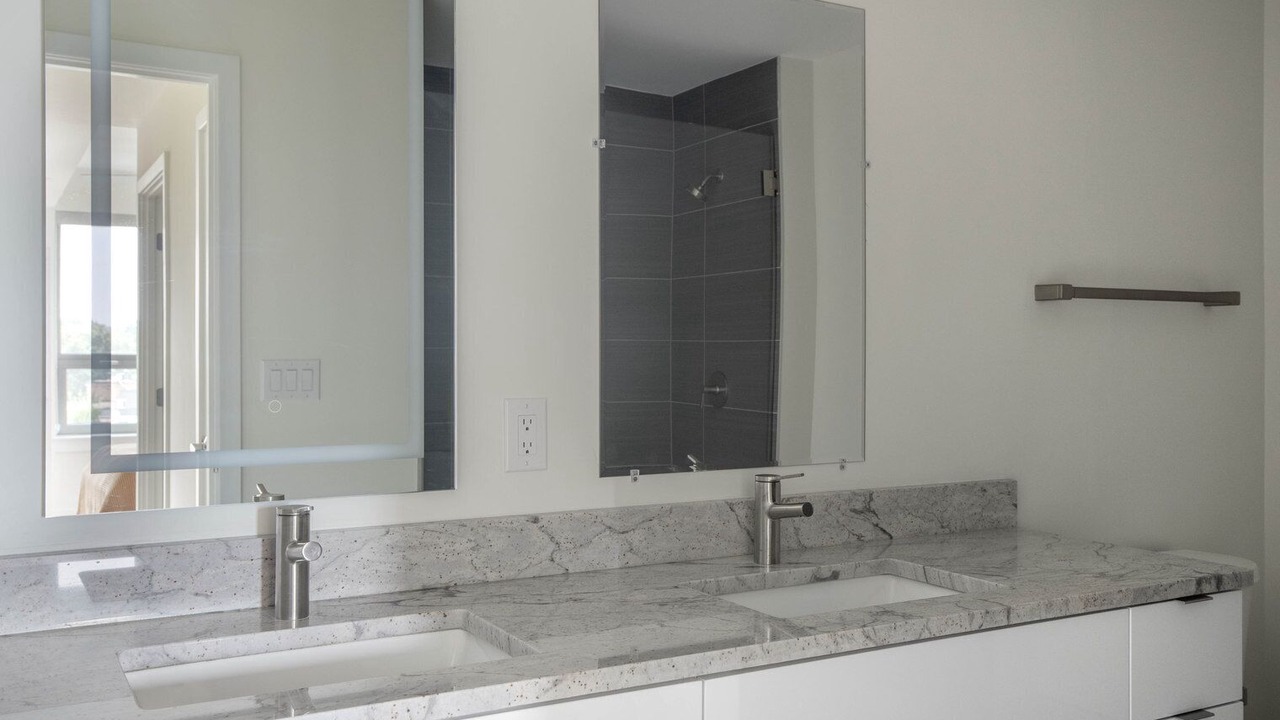 Photo of Bathroom in Pentagon City