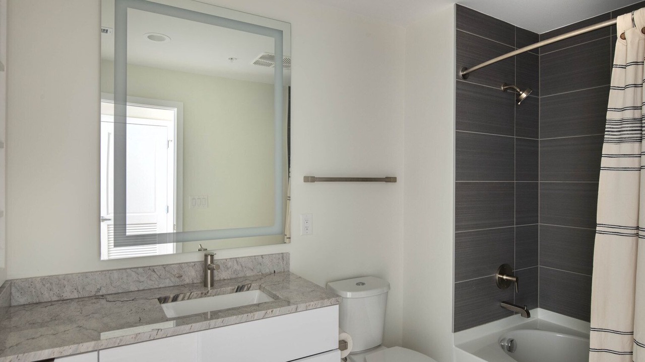 Photo of Bathroom in Pentagon City