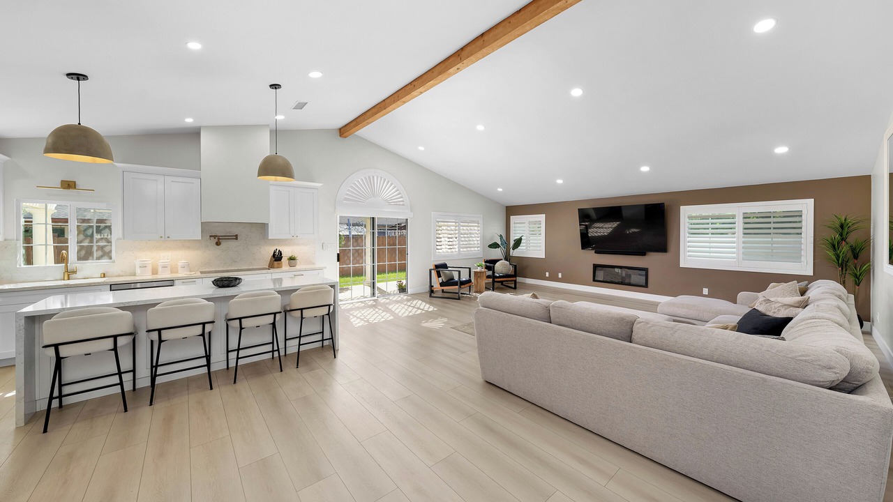 Photo of Livingroom in Lincoln Acres