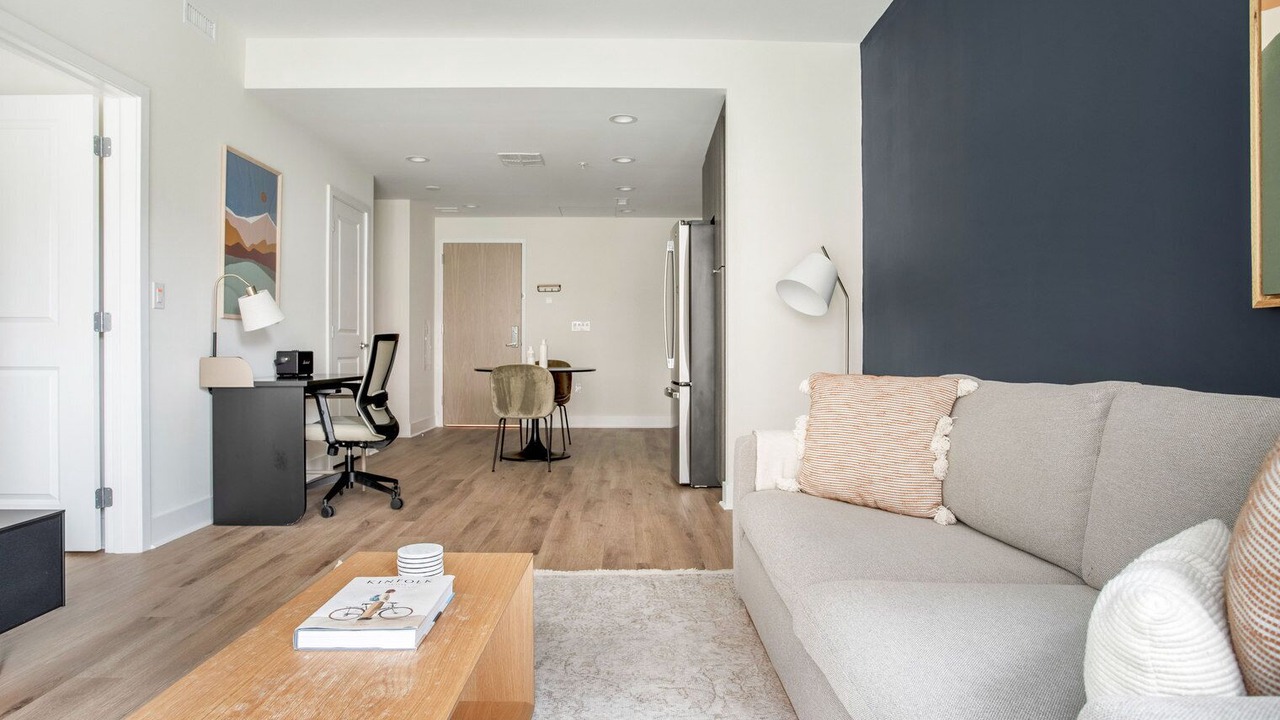 Photo of Livingroom in Pentagon City