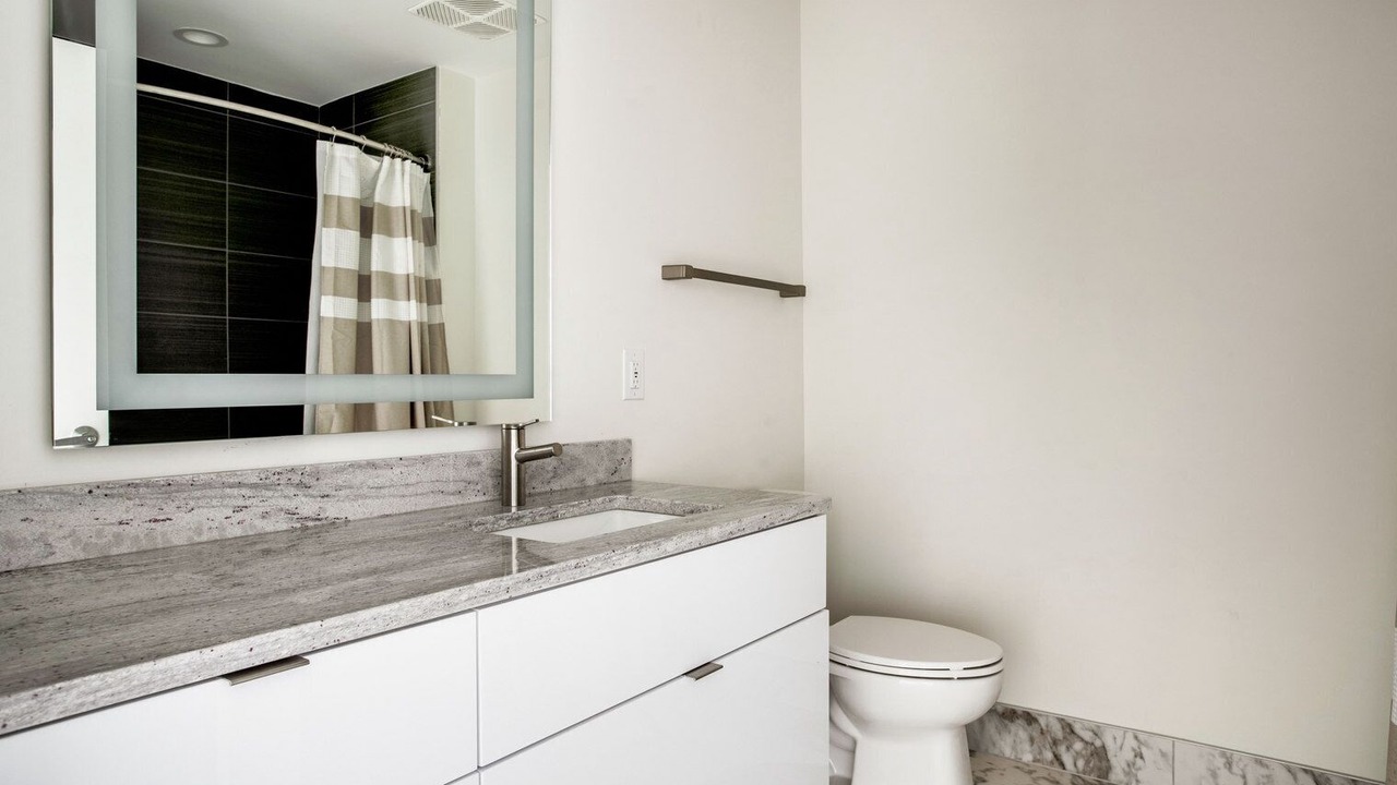 Photo of Bathroom in Pentagon City